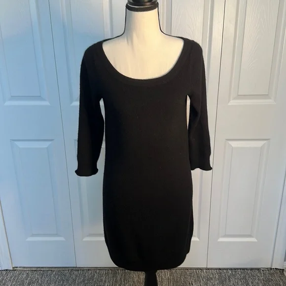 black cashmere jumper dress Everlane Cashmere Long-Sleeve Mini Dress In Black, Size XS